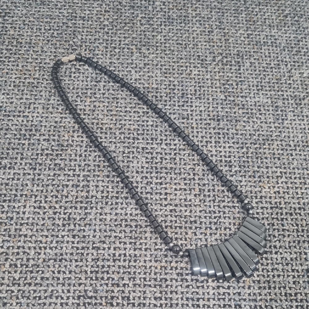 Hematite Necklace - Picture 3 of 8